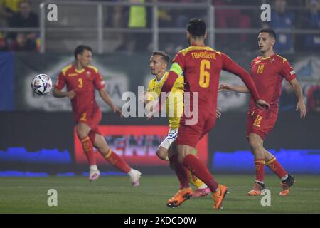 Marius Stefanescu in azione durante la partita della UEFA Nations League B Group 3 tra Romania e Montenegro allo Stadio Rapid Giulesti il 14 giugno 2022 a Bucarest, Romania. (Foto di Alex Nicodim/NurPhoto) Foto Stock