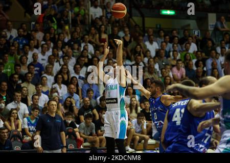 Goran Dragic (SLO) durante il Basketball Test Match Italia vs Slovenia il 25 giugno 2022 al Duomo di Allianz a Trieste (Foto di Luca Tedeschi/LiveMedia/NurPhoto) Foto Stock