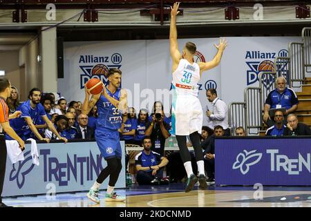 Achille Polonara (ITA) durante il Basketball Test Match Italia vs Slovenia il 25 giugno 2022 al Duomo di Allianz a Trieste (Foto di Luca Tedeschi/LiveMedia/NurPhoto) Foto Stock