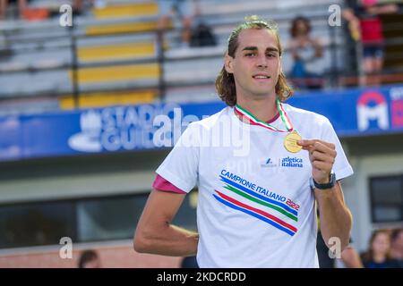 Gianmarco tamberi, medaglia d'oro delle Olimpiadi di Tokyo durante i campionati italiani di atletica assoluta. A Rieti, Italia, il 26 giugno 2022. (Foto di Riccardo Fabi/NurPhoto) Foto Stock