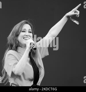 Nena Daconte si esibisce durante il 30th° anniversario dei concerti Cadena 100 presso lo Stadio Wanda Metropolitano il 25 giugno 2022 a Madrid, Spagna. (Foto di Oscar Gonzalez/NurPhoto) Foto Stock