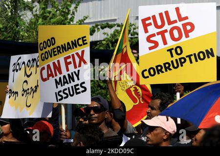 I manifestanti anti anti-governativi dello Sri Lanka grida slogan che chiedono le dimissioni del presidente dello Sri Lanka Gotabaya Rajapaksa a Colombo, Sri Lanka. 29 giugno 2022. (Foto di Tharaka Basnayaka/NurPhoto) Foto Stock