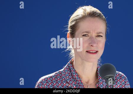 Il primo ministro dell'Estonia Kaja Kallas arriva in sede l'ultimo giorno del vertice NATO a Madrid, in Spagna, il 30 giugno 2022. (Foto di Jakub Porzycki/NurPhoto) Foto Stock