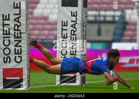 ThŽo FORNER of France segna una prova durante France Men's 7s vs Georgia Men's 7s, un Pool Una partita di qualifica della seconda tappa della Rugby Europe Sevens Championship Series 2022 a Cracovia. Sabato 02 luglio 2022, allo stadio municipale di Henryk Reyman, Cracovia, Malopolskie Voivodato, Polonia. (Foto di Artur Widak/NurPhoto) Foto Stock