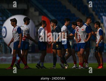 I giocatori spagnoli celebrano la vittoria contro i 7 di Francia nella finale maschile 7s della Rugby Europe Sevens Championship Series 2022 a Cracovia e nel titolo europeo. Domenica 03 luglio 2022, allo stadio municipale Henryk Reyman, Cracovia, Malopolskie Voivodato, Polonia. (Foto di Artur Widak/NurPhoto) Foto Stock