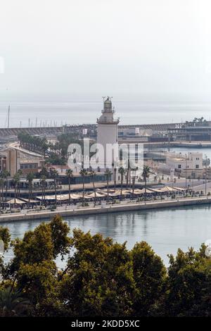 Malaga, Spagna - 29 ottobre 2022: Faro la Farola de Málaga a Malaga. Foto Stock