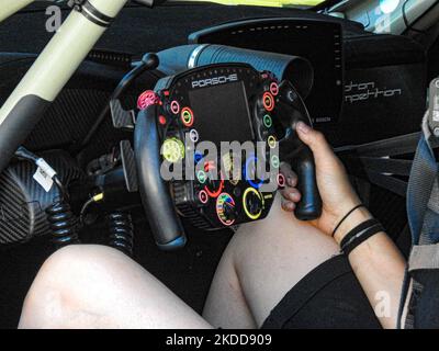 88 DEMPSEY-PROTON RACING DEU M Porsche 911 RSR - 19 Fred Poordad (USA) B Patrick Lindsey (USA) S Jan Heylen (bel) durante Endurance -WEC, a Monza, Italia il 07 luglio 2022. (Foto di Alessandro Sala/AvensImages/LiveMedia/NurPhoto) Foto Stock