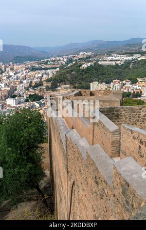 Malaga, Spagna - 29 ottobre 2022: Vista di Malaga dal Castello di Gibralfaro Foto Stock