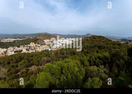 Malaga, Spagna - 29 ottobre 2022: Vista di Malaga dal Castello di Gibralfaro Foto Stock