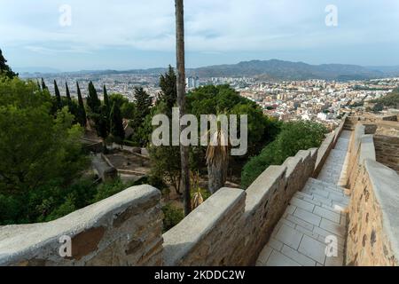 Malaga, Spagna - 29 ottobre 2022: Vista di Malaga dal Castello di Gibralfaro Foto Stock