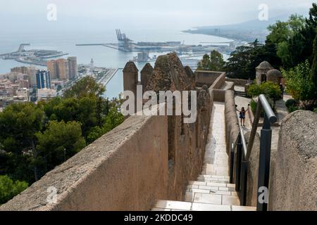 Malaga, Spagna - 29 ottobre 2022: Vista di Malaga dal Castello di Gibralfaro Foto Stock