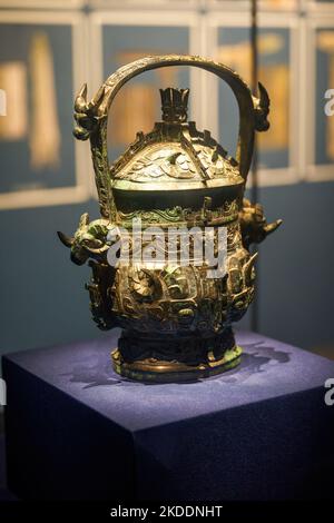 Reliquie culturali dei vasi di bronzo della cultura Bashu e Sichuan nell'antica Cina Foto Stock