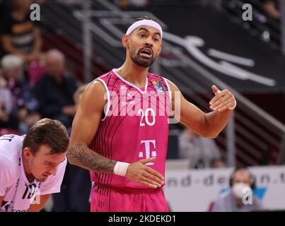 Bonn, Germania. 05th Nov 2022. Basketball Bundesliga Matchday 6, Telekom Basket Bonn - MLP Academy Heidelberg, Jeremy Morgan (Bonn) Credit: Juergen Schwarz/Alamy Live News Foto Stock