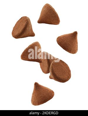 Tartufi di cioccolato cadenti ricoprono cacao isolato su sfondo bianco, percorso di ritaglio, profondità di campo completa Foto Stock