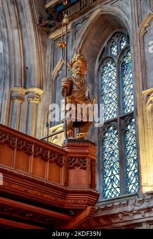 LONDRA, GRAN BRETAGNA - 23 MAGGIO 2014: È scolpita statua di Gog (Magog) nella Grande Sala di Guildhall. Foto Stock