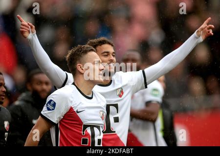 UTRECHT - Jens Toornstra del FC Utrecht dopo la partita olandese di Eredivie tra FC Utrecht e FC Groningen allo stadio Galgenwaard il 6 novembre 2022 a Utrecht, Paesi Bassi. ANP JEROEN PUTMANS Foto Stock