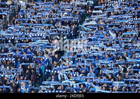 Berlino, Germania. 05th Nov 2022. Hertha tifosi nella partita HERTHA BSC BERLINO - FC BAYERN MUENCHEN 2-3 1.German Football League il 4 novembre 2022 a Berlino, Germania. Stagione 2022/2023, giorno 13, 1.Bundesliga, FCB, München, 13.Spieltag Credit: Peter Schatz/Alamy Live News Foto Stock