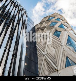 Design innovativo al Victoria Gate Leeds, che ospita un impressionante centro commerciale e videogiochi moderni Foto Stock