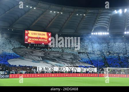 Stadio Olimpico, Roma, Italia. 6th Nov 2022. Serie A campionato di calcio, Roma contro Lazio ; Lazio Fans Credit: Action Plus Sports/Alamy Live News Foto Stock