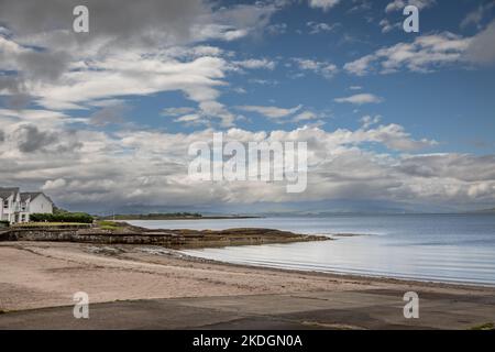 Veduta di Ganavan Sands e del Forth of Lorn, Oban, Argyll, Scotland, UK Foto Stock