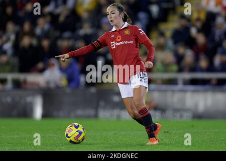 Katie Zelem del Manchester United durante la partita della Super League di Barclays Women al Leigh Sports Village, Leigh. Data immagine: Domenica 6 novembre 2022. Foto Stock