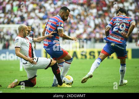 Fortaleza, Brasile. 06th Nov 2022. CE - Fortaleza - 06/11/2022 - BRASILEIRO A 2022, FORTALEZA X ATLETICO-GO Foto: Kely Pereira/AGIF/Sipa USA Credit: Sipa USA/Alamy Live News Foto Stock