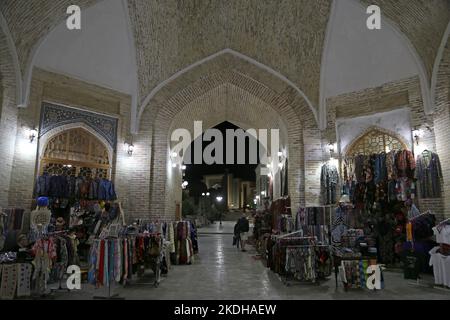 Toki Sarrafon (moneychangers' Bazaar), Arabon Street, Centro storico, Bukhara, Provincia di Bukhara, Uzbekistan, Asia centrale Foto Stock