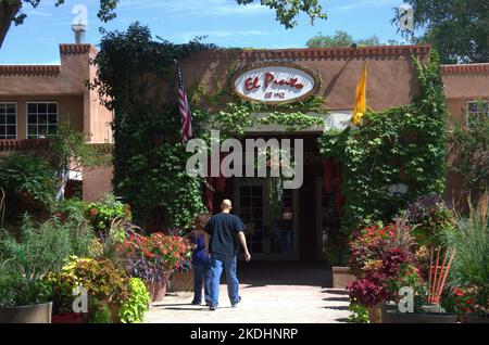 Famoso ristorante El Pinto ad Albuquerque, New Mexico Foto Stock