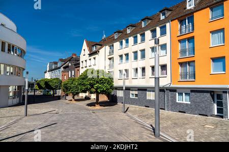 Architettura di Troisdorf, una città nel Nord Reno-Westfalia, Germania Foto Stock