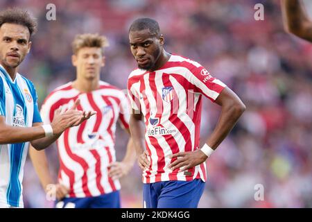 Geoffrey Kondogbia di Atletico de Madrid durante il campionato spagnolo la Liga partita di calcio tra Atletico de Madrid e RCD Espanyol il 6 novembre 2022 allo stadio Civitas Metropolitano di Madrid, Spagna - Foto: Federico Tito/DPPI/LiveMedia Foto Stock