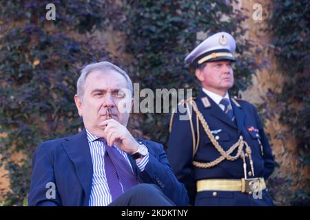 Roma, RM, Italia. 7th Nov 2022. Il Presidente dell'Associazione Nazionale dei Magistrati Giuseppe Santalucia partecipa all'inaugurazione della mostra ''gli invisibili'' in Piazza del Campidoglio a Roma (Credit Image: © Matteo Nardone/Pacific Press via ZUMA Press Wire) Foto Stock