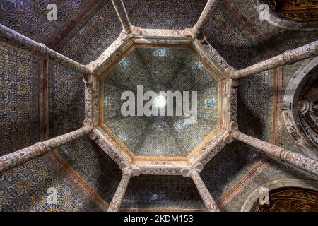 Chiesa dei Domenicani o degli afflitti, cupola soffitto, Elvas, Alentejo, Portogallo Foto Stock