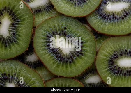primo piano di kiwi, fondo naturale di frutta verde Foto Stock