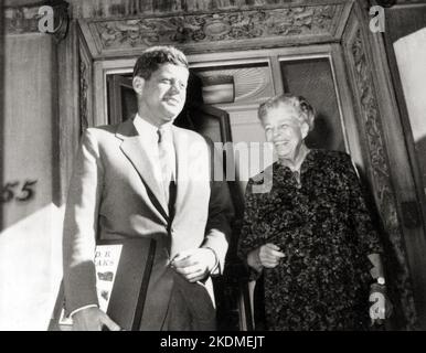 Eleanor Roosevelt e John F. Kennedy a New York nel novembre 11 1960 Foto Stock