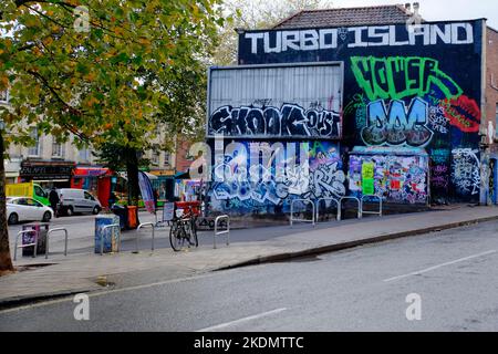 Turbo Island, recentemente ristrutturata, un piccolo angolo di Stokes Croft a Bristol nel Regno Unito Foto Stock