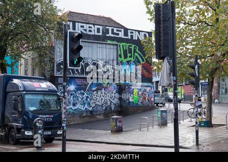 Turbo Island, recentemente ristrutturata, un piccolo angolo di Stokes Croft a Bristol nel Regno Unito Foto Stock