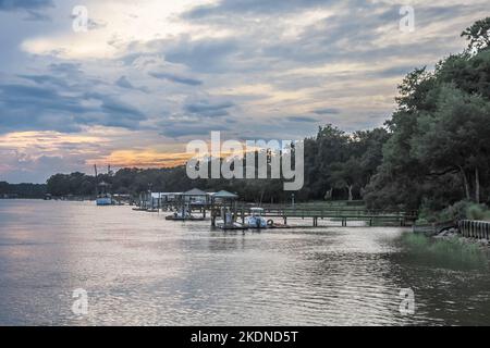 Una vista della costa Bluffton South Carolina al tramonto Foto Stock