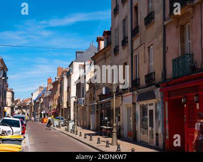 Edifici tradizionali nel centro storico di Digione - Borgogna, Francia Foto Stock