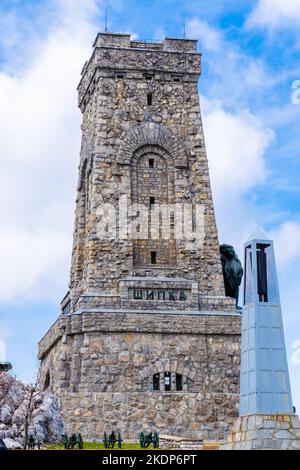 Monumento alla libertà che commemora la battaglia al passo Shipka nel 1877-1878 In Bulgaria Foto Stock