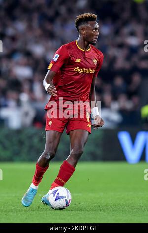 Roma, Italia. 06th Nov 2022. Tammy Abraham DI AS Roma durante la Serie Una partita tra Roma e Lazio allo Stadio Olimpico di Roma il 6 novembre 2022. Credit: Giuseppe Maffia/Alamy Live News Foto Stock