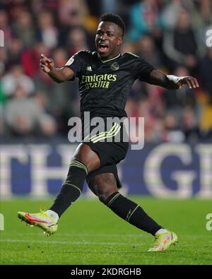 Vinicius Jr di Real Madridduring la Liga match tra Rayo Vallecano e Real Madrid disputata al Vallecas Stadium il 7 novembre 2022 a Madrid, Spagna. (Foto di Bagu Blanco / PRESSIN) Foto Stock