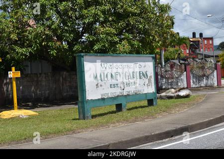 Dabadie, Trinidad e Tobago - 2 ottobre 2022 - ingresso o cartello di benvenuto ai Giardini Maloney, che è una zona residenziale della comunità. Foto Stock