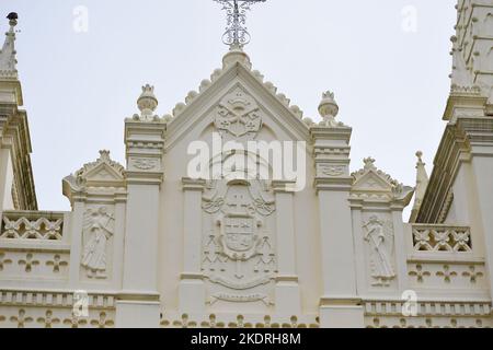 Vista frontale di una parte della Basilica di Santa Cruz, Kochi, Kerala. Foto Stock