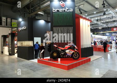 Fiera Milano, Milano, Italia, 08 novembre 2022, Stand Brenta durante l'EICMA - 2022° Salone Internazionale del ciclo e del motociclo - News Foto Stock