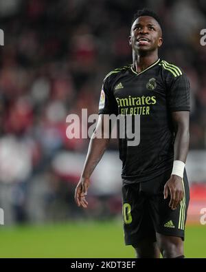 Vinicius Jr di Real Madridduring la Liga match tra Rayo Vallecano e Real Madrid disputata al Vallecas Stadium il 7 novembre 2022 a Madrid, Spagna. (Foto di Bagu Blanco / PRESSIN) Foto Stock