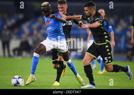 Napoli, Italia. 08th Nov 2022. Victor Osimhen SSC Napoli in azione durante la Serie A match tra SSC Napoli e Empoli FC allo Stadio Diego Armando Maradona, Napoli, Italia il 8 novembre 2022. Credit: Nicola Ianuale/Alamy Live News Foto Stock