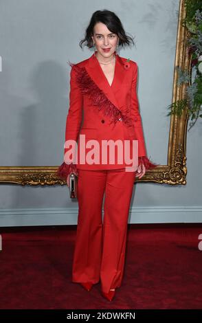 Londra, Regno Unito. 08th Nov 2022. 8th novembre 2022, Londra, Regno Unito. Olivia Williams arriva al World Premiere della Crown Season 5, Theatre Royal, Drury Lane, Londra. Credit: Doug Peters/Alamy Live News Foto Stock