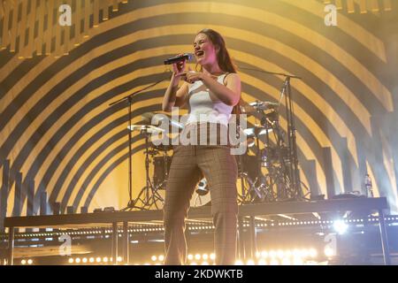 Edimburgo, Scozia 8th novembre 2022. Sigrid suona in una sala Usher a Edimburgo sulla gamba britannica del suo tour How To Let Go. Foto Stock