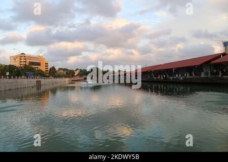 I mercati galleggianti di Pettah, Colombo, Sri Lanka Foto Stock