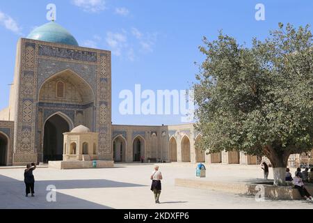 Kalyon (Grande) Moschea, poi Kalyon Square, Centro storico, Bukhara, Provincia di Bukhara, Uzbekistan, Asia centrale Foto Stock